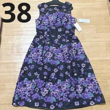 GRACE CONTINENTAL 꽃무늬 자수 드레스 새상품 38,