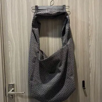 OMAR AFRIDI 25SS 숄더백