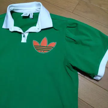 새상품급 아디다스 오리지널 빅 로고 숏 폴로 셔츠