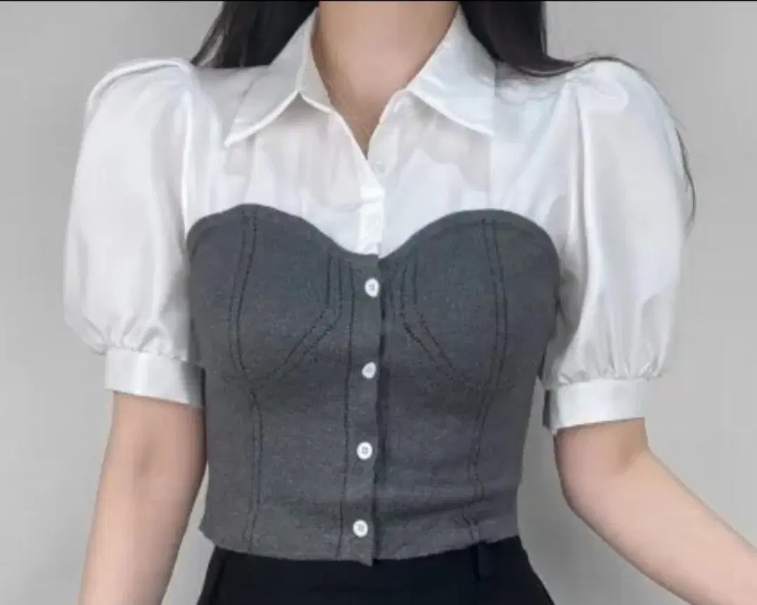 에이블리 반팔 블라우스 에이블리 교신