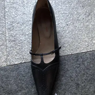 펌프스 블랙 검정