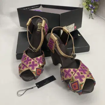 ANNA SUI 하이힐 샌들 23cm 안나수이 자수 외출용 샌들