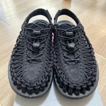 keen 유니크 26cm
