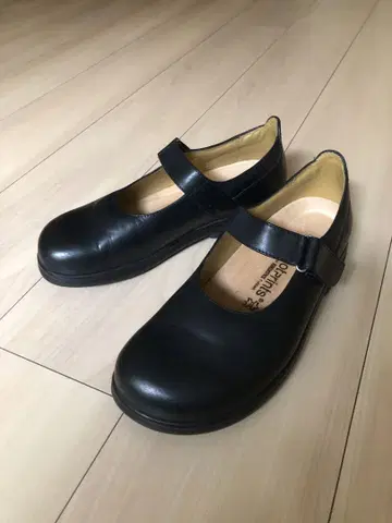 footprints 버켄스탁 블랙 가죽 스트랩 신발