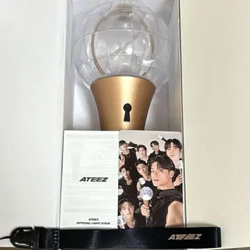 ATEEZ 응원봉 라이트 ver2 트레이딩 카드 포함
