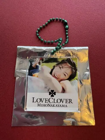 나카야마 미호 아크릴 키링 LOVECLOVER