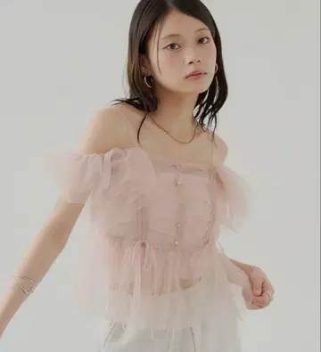 Chico 이번 시즌 프릴 디자인 튤 블라우스 핑크