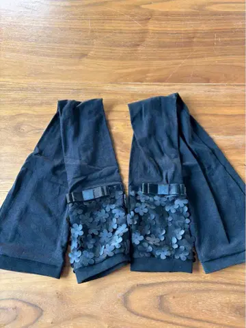 NAPATAMELLOE 나파타멜로에 사에라 꽃 모티브 암 커버