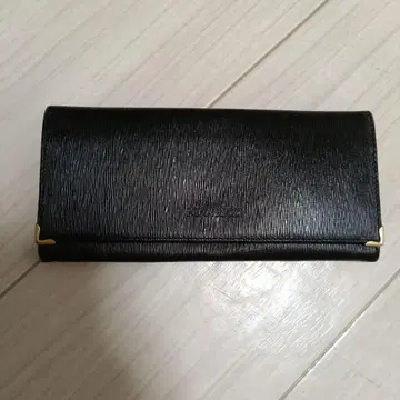 새상품급/NINA RICCI 블랙 가죽 접이식 지갑