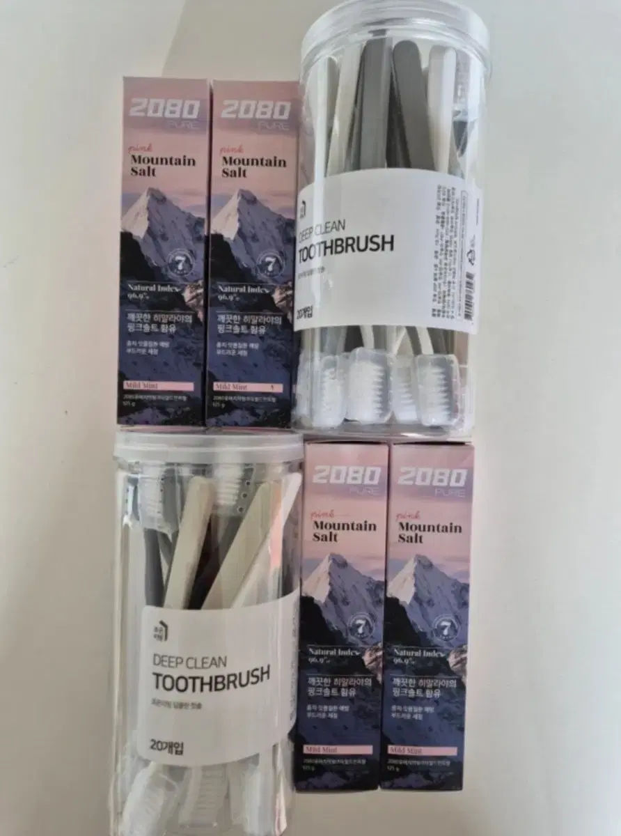 [Shipping Included] Deep Clean Toothbrush 40ea / 2080 Pink Salt Toothpaste 4ea