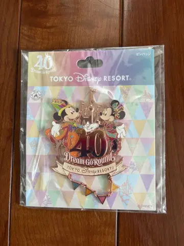 도쿄 디즈니 리조트 40주년 기념 핀 배지