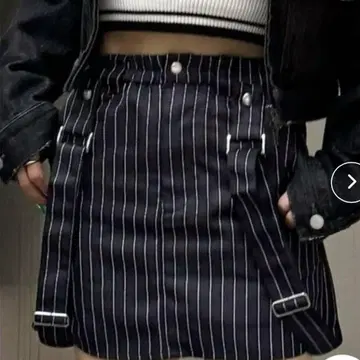 EMODA 에모다 행거 서스펜더 미니 스커트