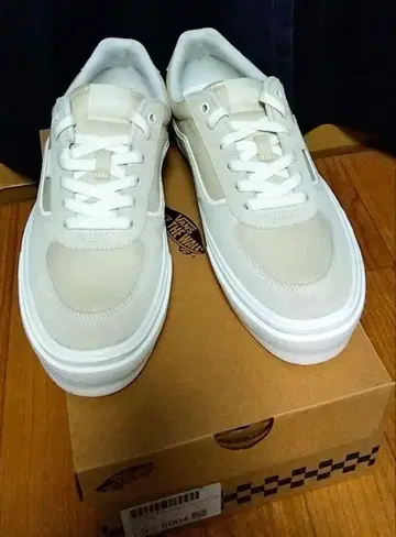 VANS 반스 스니커즈 미사용 새상품 28cm