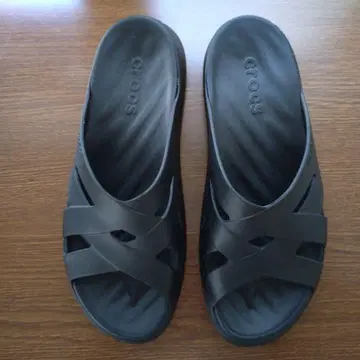 Crocs 게타웨이 위브 슬라이드