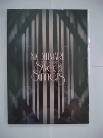 NIGHTMARE 2021년 'Sweet Sinners' 투어 팜플렛 등