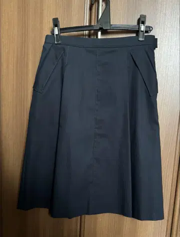 네이비 플리츠 스커트 미디 기장