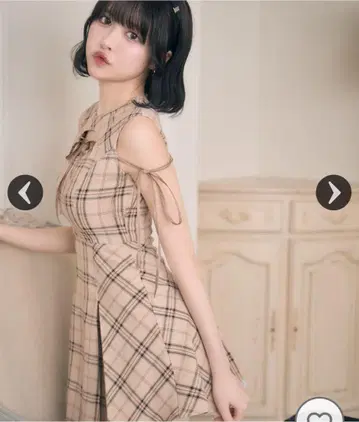 미셸 마카롱 프론트 오픈 체크 미니 원피스