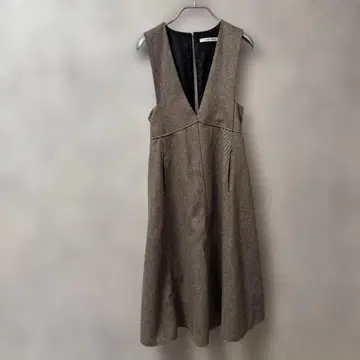 이푸니모어 잔스카