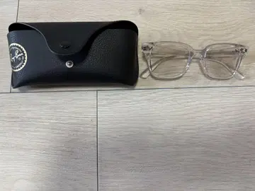 Ray-Ban 클리어 안경 케이스 포함