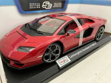 새상품 1/18 마이스트 람보르기니 Countach LPI800-4