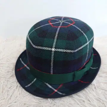 MAYSER 마이저 슬로바키아산 울 혼방 체크 무늬 보러 모자 모자