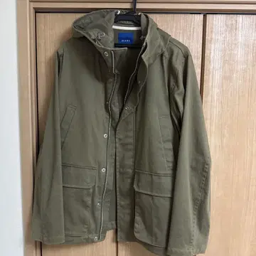 BEAMS 빔즈 후드 부착 밀리터리 자켓 M 아우터 올리브