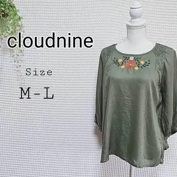 cloudnine 올리브 그린 5부 소매 블라우스 M-L