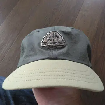 THE NORTH FACE 캡 올리브 그린/베이지