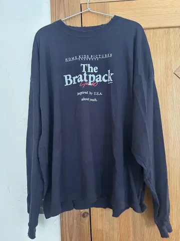 DAIRIKU The Brat Pack 긴팔 티셔츠