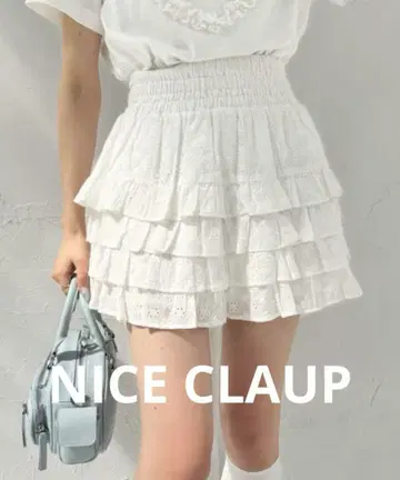 NICE CLAUP 티어드 미니 스커트 아이보리