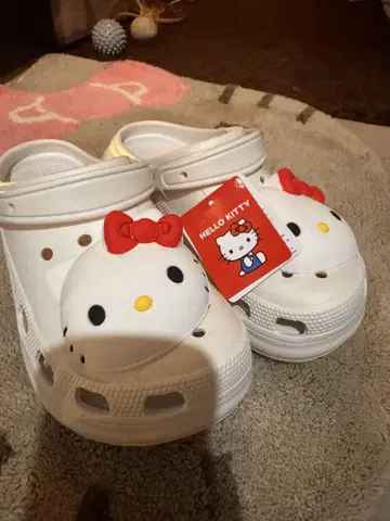 Hello Kitty 샌들 36