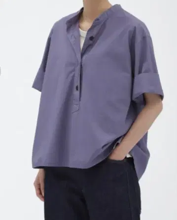MHL. GARMENT DYE COTTON POPLIN 밴드 카라