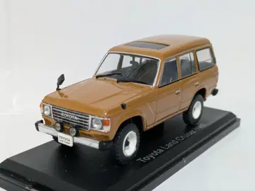 일본산 명차 1/43 도요타 랜드크루저 1982 하자 있음