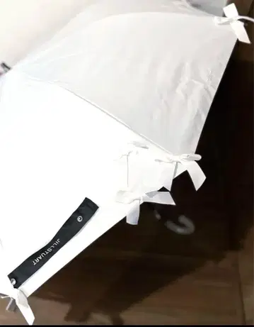 새상품 질스튜어트 리본 차광 우천 겸용 우산 접이식 양산 탑 플랫 2