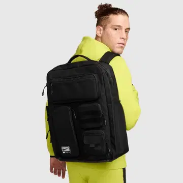 Nike 블랙 백팩 대용량