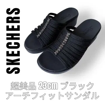 SKECHERS 스케쳐스 23cm 블랙 아치 핏 샌들 비쥬