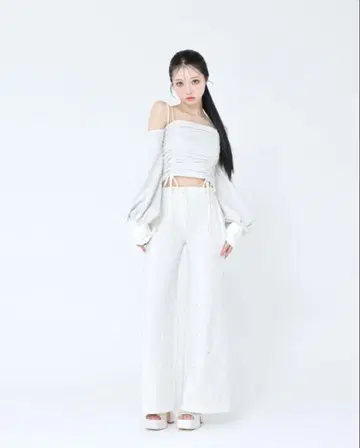 m me eme Bijou 스웨트 셋업 화이트