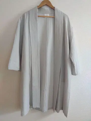 yuni 롱 가운