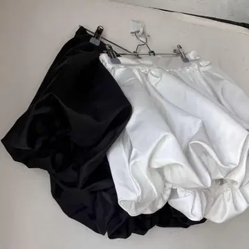 트리트 유어 셀프 벌룬 스커트 블랙
