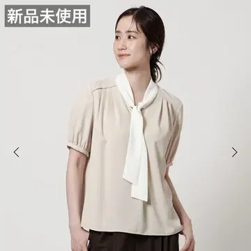 새상품 UNITED ARROWS 보타이 숏 슬리브 블라우스