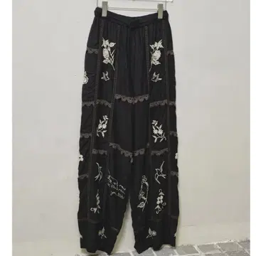투데이풀 Embroidery Patchwork Trousers 36