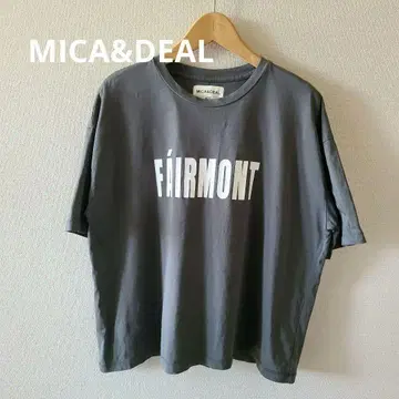 운모 앤 딜 티셔츠 그레이