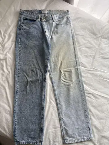 Bershka 하프톤 데님 배기 진 (US34)