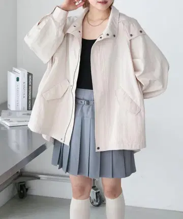 forksy. 나일론 플레어 마운틴 후드티