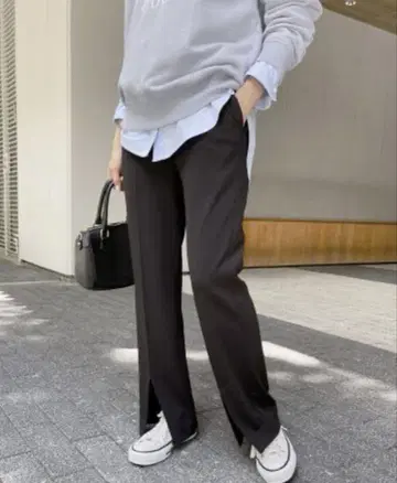 스픽 앤 스팬 프론트 슬릿 플레어 팬츠