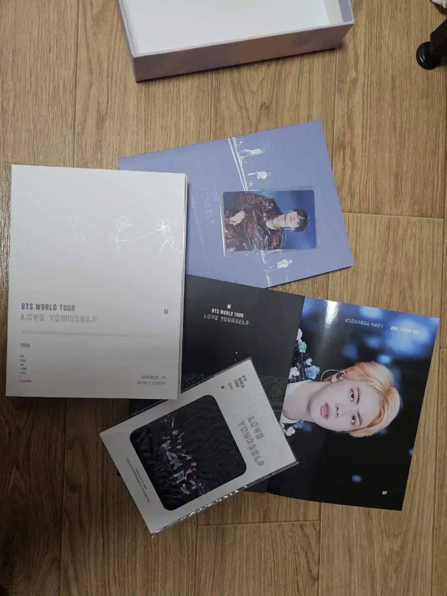 Bangtan Love Yourself Seoul DVD poca Suga poster Jin