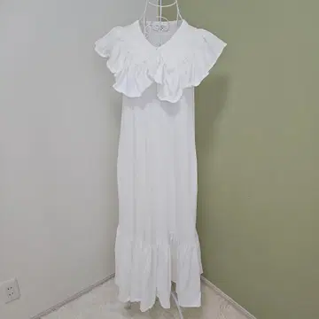메리제니 화이트 슬리브리스 롱 원피스 프릴 옷깃 귀여운