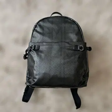 모리 히데에 블랙 체크 무늬 백팩