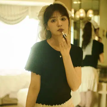 idem 하트 플레이트 티셔츠