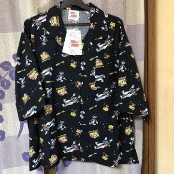 택 포함 새상품 TOM & JERRY 오픈 카라 셔츠 M 블랙